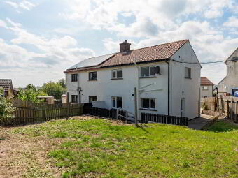 18 Slievemore Avenue, Newtownards, BT23 8JT photo 4