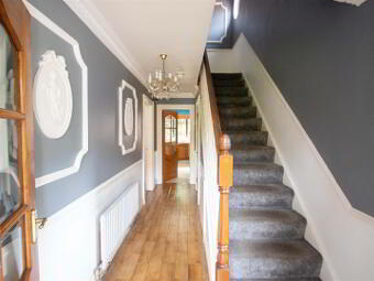 8 Kestrel Grange, Stewartstown Road, Belfast, BT17 0FF photo 3