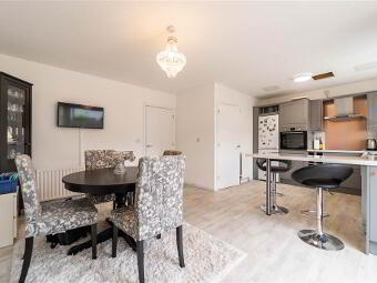 6 Cove Hollow, Groomsport, BT19 6HT photo 3