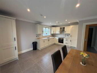 6 Ard Brid, Newry, BT35 6FA photo 2