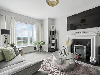 12 Ballyoran Heights, Dundonald, Belfast, BT16 1ZN photo 2