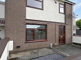 8 Rosemount Gardens, Derry, BT48 0HW photo 2