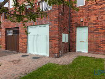 10 St. Annes Road, Blacks Road, Belfast, BT10 0PQ photo 2