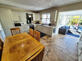 44 Liffock Avenue, Castlerock, Coleraine, BT51 4DF photo 3