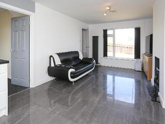 15 Meadowvale, Bangor, BT19 1DA photo 2