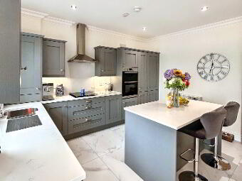 152 Beech Hill View, Derry/Londonderry, BT47 3FY photo 2