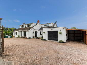251 Hillhall Road, Lisburn, BT27 5JQ photo 2