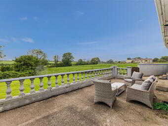 251 Hillhall Road, Lisburn, BT27 5JQ photo 4