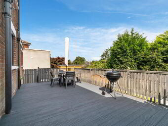 15 Norwood Crescent, Belfast, BT4 2DZ photo 3