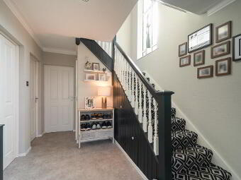204 Sicily Park, Upper Lisburn Road, Belfast, BT10 0AQ photo 4