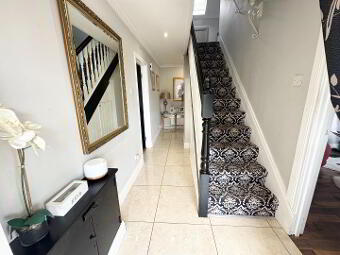 113 Hatmore Park, Foylesprings, Derry / Londonderry, BT48 0QR photo 2