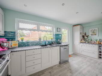 184 Connsbrook Avenue, Belfast, BT4 1JY photo 3