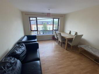 36 Fitzwilliam Square, Belfast, BT7 1JH photo 3