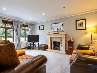 28 Old Golf Course Park, Dunmurry, Belfast, BT17 0FH photo 2