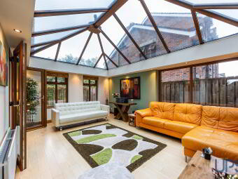 28 Old Golf Course Park, Dunmurry, Belfast, BT17 0FH photo 3