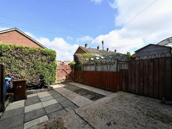 14 Killynether Gardens, Belfast, BT8 7FH photo 4
