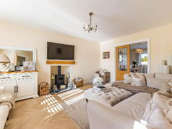 41 Anahilt Gate, Hillsborough, BT26 6GJ photo 2