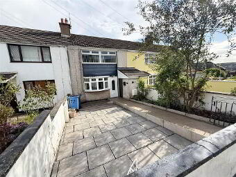 77 O'Neill Avenue, Newry, BT34 2DY photo 2