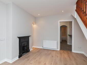 26 Lower Waterloo Road, Larne, BT40 1NP photo 2