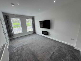 5 Bashford Park Lane, Carrickfergus, BT38 9FH photo 3