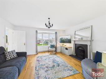1 Huntly Park, Larne, BT40 2TT photo 4