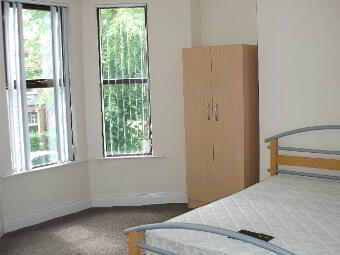 48 University Avenue, Queens, Belfast, BT7 1GY photo 3