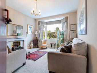21 Thornhill Park, Belfast, BT5 7AR photo 3