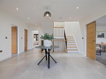 Quarry Manor, 9 Middle Braniel Road, Belfast, BT5 7TU photo 3