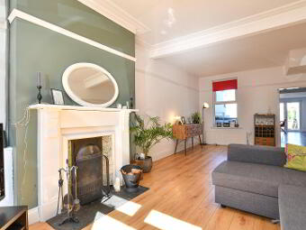 65 Victoria Road, Bangor, BT20 5ER photo 2