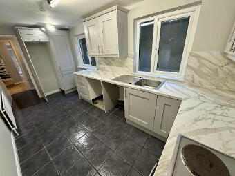 32 Lower Waterloo Road, Larne, BT40 1NP photo 4