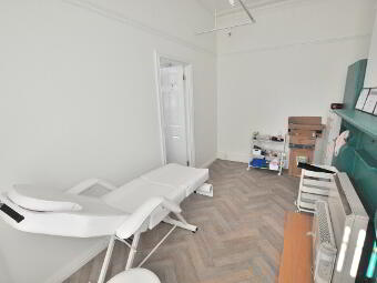 126 Bloomfield Avenue, Belfast, BT5 5AE photo 4