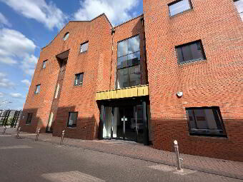106 University Street, Belfast, BT7 1EU photo 2