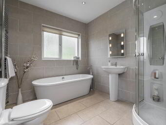 12 Rosetta Road East photo 3