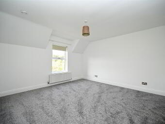 1 Castlehill Farm, Belfast, BT5 7GU photo 4