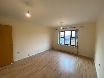 Apt D, 12a Kinnegar Avenue, Holywood, BT18 9JR photo 2