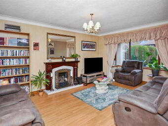 16 Garland Avenue, Manse Road, Belfast, BT8 6YH photo 2