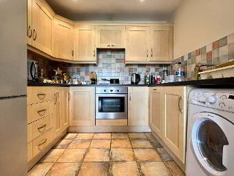 9 The Boundaries, Lurgan, BT66 7GG photo 3