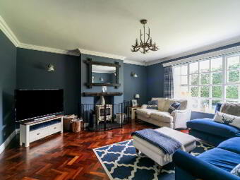 74 Glassdrumman Road, Ballynahinch, BT24 8TW photo 3