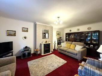 Apt 27 Rose Gardens, Carrickfergus, BT38 8FD photo 2