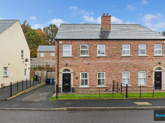 31 Castle Glen Avenue, Dungannon, BT71 6YF photo 2