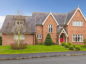 10 Governors Gate Meadow, Royal Hillsborough, BT26 6FY photo 2