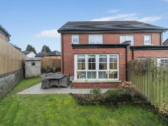 35 Millmount Village Park, Dundonald, Belfast, BT16 1YY photo 4