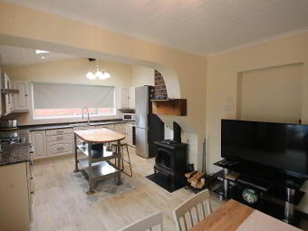 7 Cairnshill Green, Four Winds, Belfast, BT8 6RN photo 3