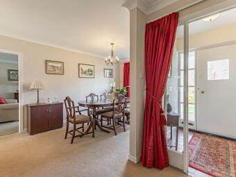 10 Meadowvale, Hillsborough Road, Lisburn, BT27 5RX photo 4