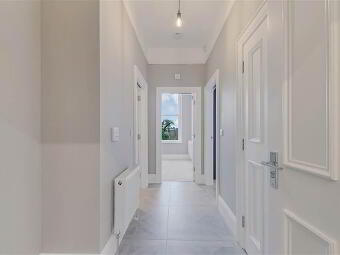Apt 18 6 Admin House, Lady Ishbel, The Boulevard, Belvoir Park, Belfast, BT8 8SJ photo 2
