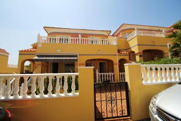 Photo 1 of Bargain Townhouse, Villamartin, Costa Blanca