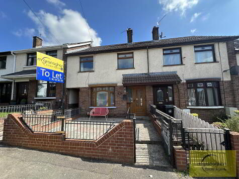 Photo 1 of 18 Tullymore Drive, Belfast