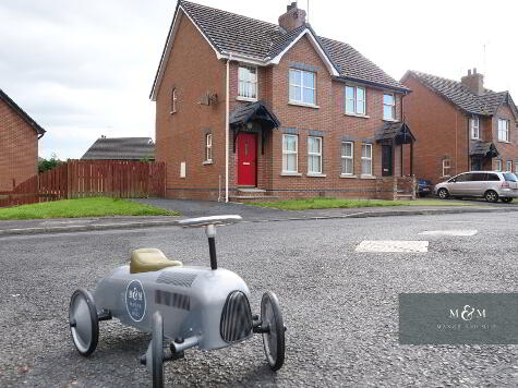Photo 1 of 117 Carnreagh, Craigavon