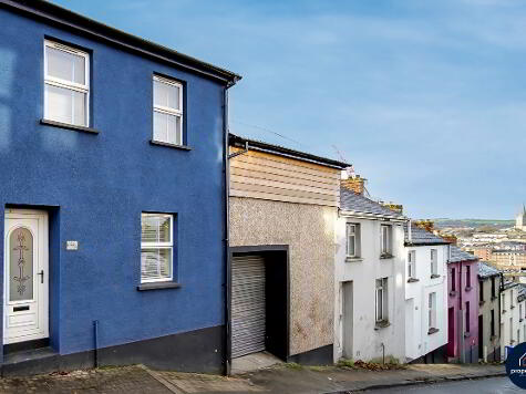 Photo 1 of 44b Fountain Hill, Derry