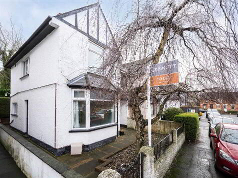 Photo 1 of 10 Ulsterville Drive, Belfast